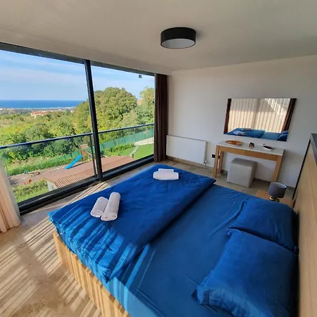 Royal Blue Tulip 2 Villa